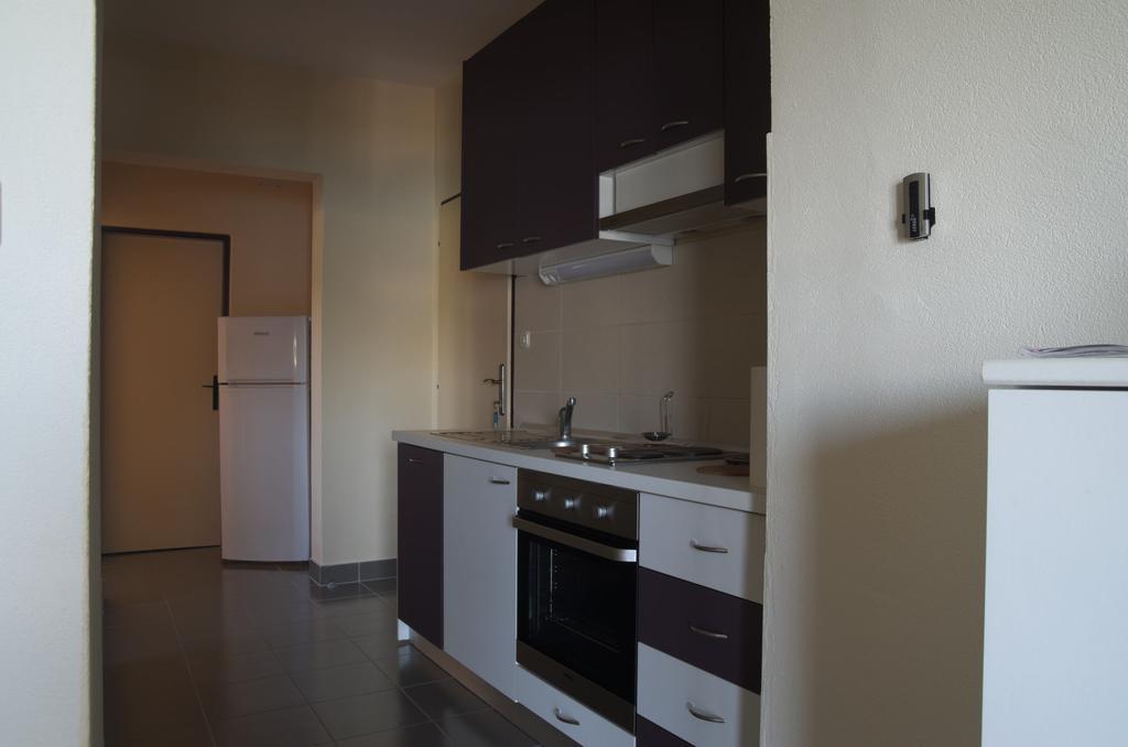 Fei Fei Apartments Račišće Kültér fotó