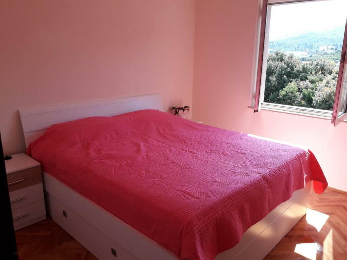 Fei Fei Apartments Račišće Kültér fotó